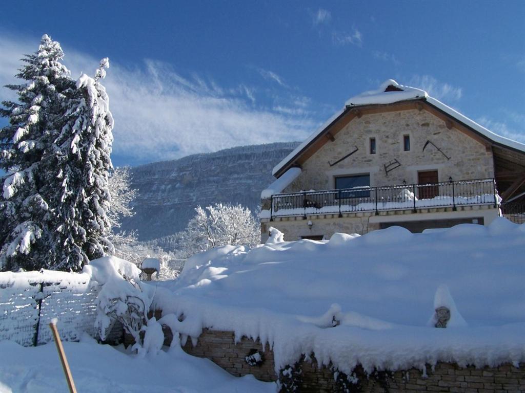 Les Grands Champs Hotel Attignat-Oncin Buitenkant foto